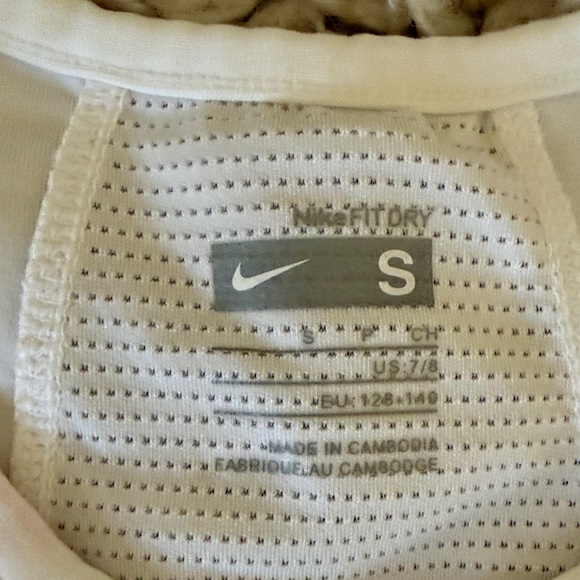 Nike White and Coral Pink Athletic Matching Set - Picture 3 of 5